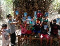 Momentum Hari Anak Nasional 2021, Pegiat Literasi Probolinggo Kumpulkan Anak-Anak Dirikan Lincak Pintar