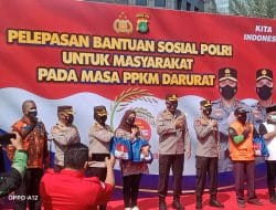 Wakapolda Metro Memimpin Pelepasan Distribusi Bansos Polri untuk Masyarakat