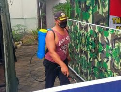 Posko Satgas TMMD Kodim Gresik Tak Luput Disemprot Disinfektan