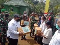 Selain Buka Jalan, TMMD Juga bagi-bagi Sembako di TMMD Kodim Tapsel