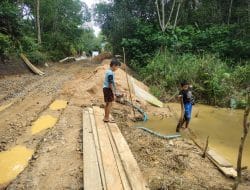 Antusias tinggi anak anak bermain di sasaran TMMD