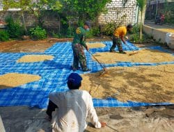 Tiba Tiba Penggilingan Pak Solikin di Sambangi Anggota Satgas TMMD