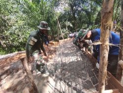 TMMD Ke 111 Kodim 1202/Singkawang Proses Peletakan kerangka Box 2 jembatan Sasaran 6