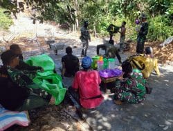 Usai Makan Siang Pasiter Beri Arahan Kepada Satgas Di Lokasi TMMD Ke – 111 Kodim 1202/Skw