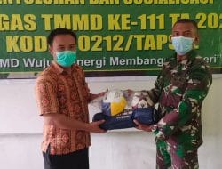Prokes Sebelum Peserta Masuk Ruang Penyuluhan Penyuluhan KB dalam Rangka TNI Bangga Kencanakes di TMMD Tapsel