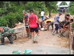 Satgas TMMD Regtas Ke 111 Kodim 1202/Skw Dan Warga Kompak Dalam Menyelesaikan Perkerjaan Di Lokasi TMMD