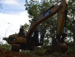Dansatgas TMMD Tapsel, Operator dan Alat Berat Aktor Suksesnya Pembukaan Jalan Baru