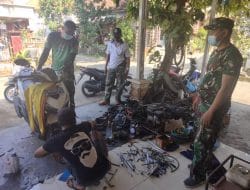 Bengkel Di Desa Siwalan Memberi Diskon Khusus Untuk Anggota Satgas TMMD 111 Yang Ingin Servis Motor