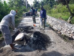 Pondasi Batu Dipasang Jalan TMMD Kodim Gresik Kokoh Dan Awet