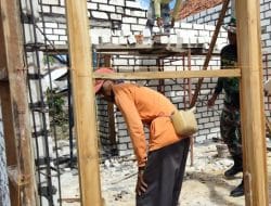 Bukan Kayu Sembarangan Yang Digunakan Satgas TMMD Untuk Rehap RTLH, Tapi Kayu Nomor Satu