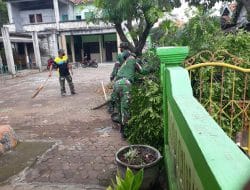 Satgas TMMD 111 Peduli Kebersihan Lingkungan Sekolah