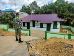 Babinsa Koramil 04/Sls Serda Yeremia Meninjau langsung Pustu yang sudah selesai pengerjaannya