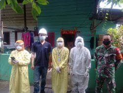 Cegah Penyebaran Covid-19, Satgas TMMD Ke-111 Kodim 1207/Pontianak Berikan Edukasi Kepada Masyarakat Sambil Jalin Komunikasi Sosial   