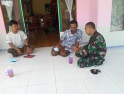 Saat Istirahat, Satgas TMMD Ke-111 Disuguhi Kue Dan Kopi Oleh Warga Setempat   