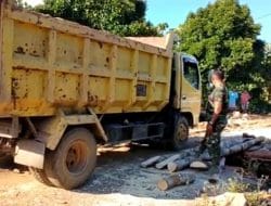 Berkat Kesigapan Personil TMMD ke 111 Kodim 1207/Pontianak dan Masyarakat Jalur Lintas Mega Timur-Kuala Mandor B Kembali Normal