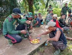 Singkong Goreng Dengan Sambal Menjadi Cemilan Khas Saat Istirahat Satgas TMMD