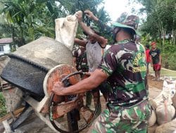 TNI Mahir Operasikan Mesin Molen di Lokasi TMMD Ke-111