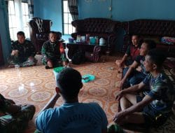 Komsos Mempererat Tali Silahturahmi Antara Satgas TMMD Ke-111 Kodim 1207/Pontianak dan Warga