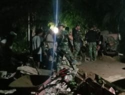Wujudkan Harapan Warga Dusun Maju Jaya, Satgas TMMD Ke-111 Kodim 1207/Pontianak Kebut Pengecoran Jalan Hingga Malam Hari