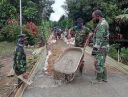 Alat Pendukung Pelangsir Adukan Semen Satgas TMMD Ke-111 Kodim 1207/Pontianak