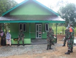 Bahagianya Ibu Arbaiyah Tempati Rumah Baru Dari Dansatgas TMMD Ke-111