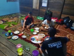 Satgas TMMD Ke-111 Kodim 1207 Pontianak Makan Malam Bersama, Kenikmatan Dirasa Tiada Tara