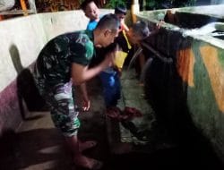 Satgas TMMD Tapsel, Anak-anak Nunggu Giliran Diajarkan Berwudhu