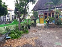 Rumah Bu Nasriah Jadi Sasaran Giat Cat Satgas TMMD Gresik