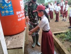 Satgas TMMD Tapsel, Berikan Edukasi Pada Anak Cara Cuci Tangan Standar Prokes