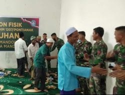 Momen Perpisahan Yang Tak Akan Terlupakan Personil Satgas TMMD Ke-111 Kodim 1207/Pontianak Bersama Warga Dusun Maju Jaya