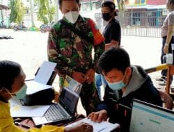 Pelaksanaan Vaksinasi Dengan Sasaran Karyawan Oleh Satgas TMMD Ke-111 Kodim 1207/ Pontianak