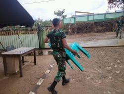 Kekompakan Yang Dilakukan Oleh Satgas TMMD Ke-111 Dengan Warga Desa Sentangau Jaya