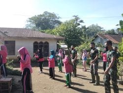 Ibu Instruktur Senam Udah Jago senam