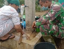 Air melimpah di Siuhom Membantu Petani Bersihkan Empon-empon