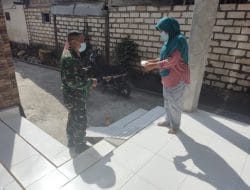 Satgas TMMD Edukasi Warga Tentang Pentingnya Memperhatikan Kebersihan Lingkungan Rumah