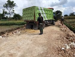 Semangat Persatuan dan Kesatuan dalam Giat Bronjong Sungai Tretek, TMMD Kodim Gresik