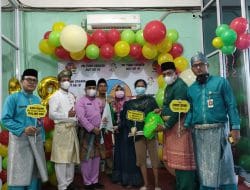 Jelang HUT ke-18, PD Tuah Sekata Bagi-bagi Sembako