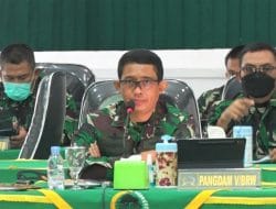 Pangdam V/Brw Berikan Pengarahan kepada Dandim Jajaran Korem 083/Bdj