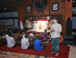 Berharap Covid-19 Segera Selesai, Pemkab Trenggalek Gelar Wayang Dengan Lakon Murwokolo