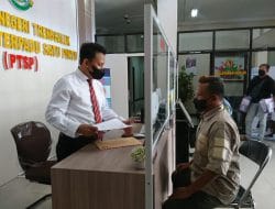 APM Panggul Adukan Dugaan Pengerjaan Proyek Asal-Asalan ke Kejaksaan Negeri Trengggalek