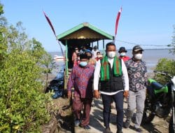 Bupati Pelalawan Lakukan Kunjungan Kerja Ke Desa Teluk Beringin dan Desa Serapung