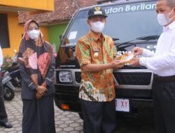 Pemkab Lampura Dapatkan L-300 dari Bank Syariah