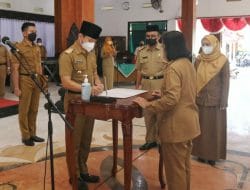Gus Ipin Resmi Lantik Anik Suwarni Sebagai Pj Sekda Trengggalek