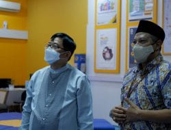 Wujud ZI – WBBM, KPP Surabaya Karangpilang Resmikan Inovasi Anjungan Cetak NPWP dan Formulir