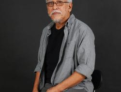 Iwan Fals Nyanyikan “Kinari”, Lagu Pertama dari Soundtrack Buku “Rapijali” Karya Dee Lestari