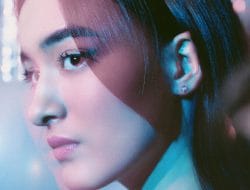 Mawar de Jongh Bercerita soal Penyesalan di Lagu “Pernah Salah”