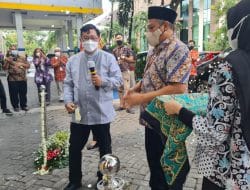NPWP Rusak, Cukup Drive Thru di KPP Surabaya Karangpilang