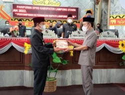 Dalam Paripurna, Bupati Sampaikan Nota Keuangan RAPBD dan RAPERDA APBD 2022