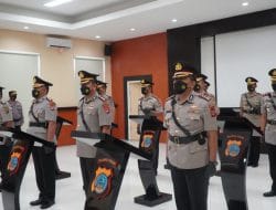 Polda Sulteng Pimpin Serah Terima Jabatan 2 PJU dan 4 Kapolres