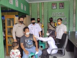 Camat Bandar Petalangan Apresiasi Antusiasme Warga Desa Sialang Bungkuk Vaksinasi Covid-19